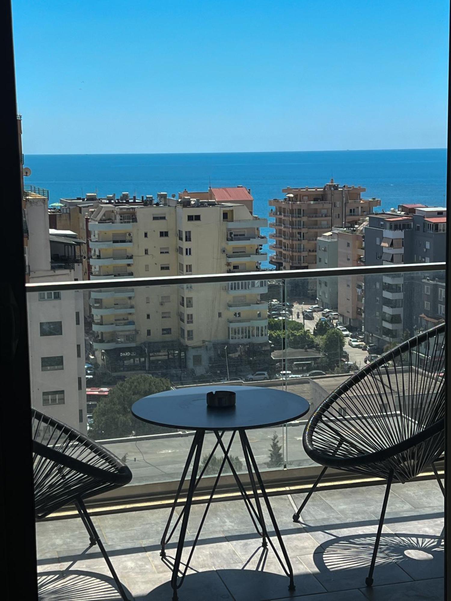 Sea View Apartments Durres Bagian luar foto