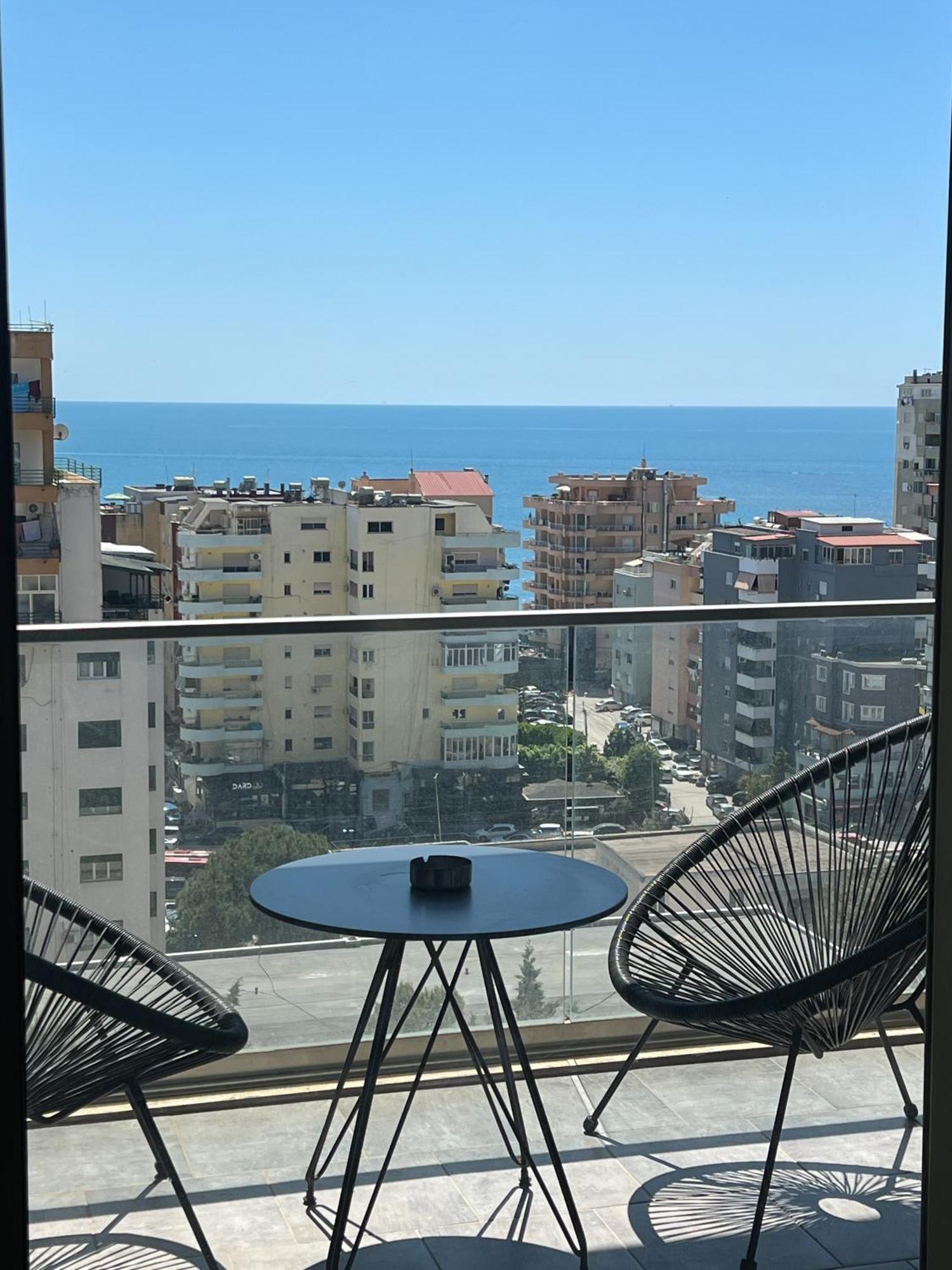 Sea View Apartments Durres Bagian luar foto