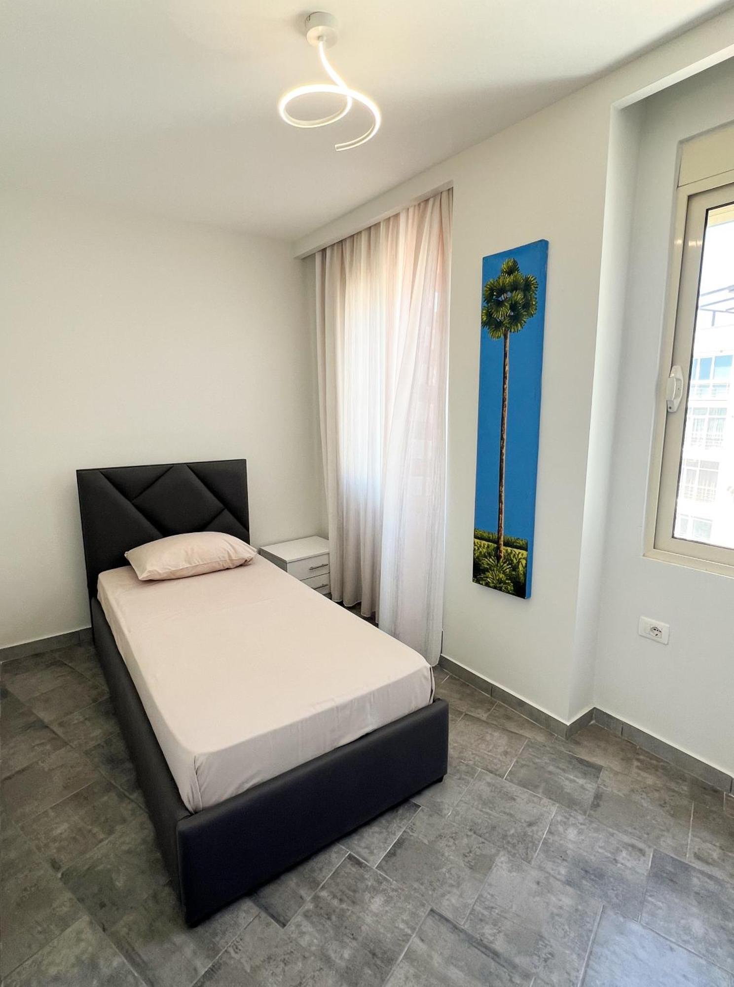 Sea View Apartments Durres Bagian luar foto