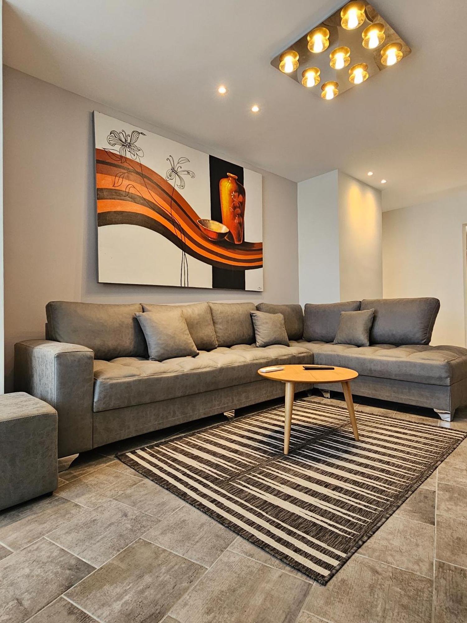 Sea View Apartments Durres Bagian luar foto