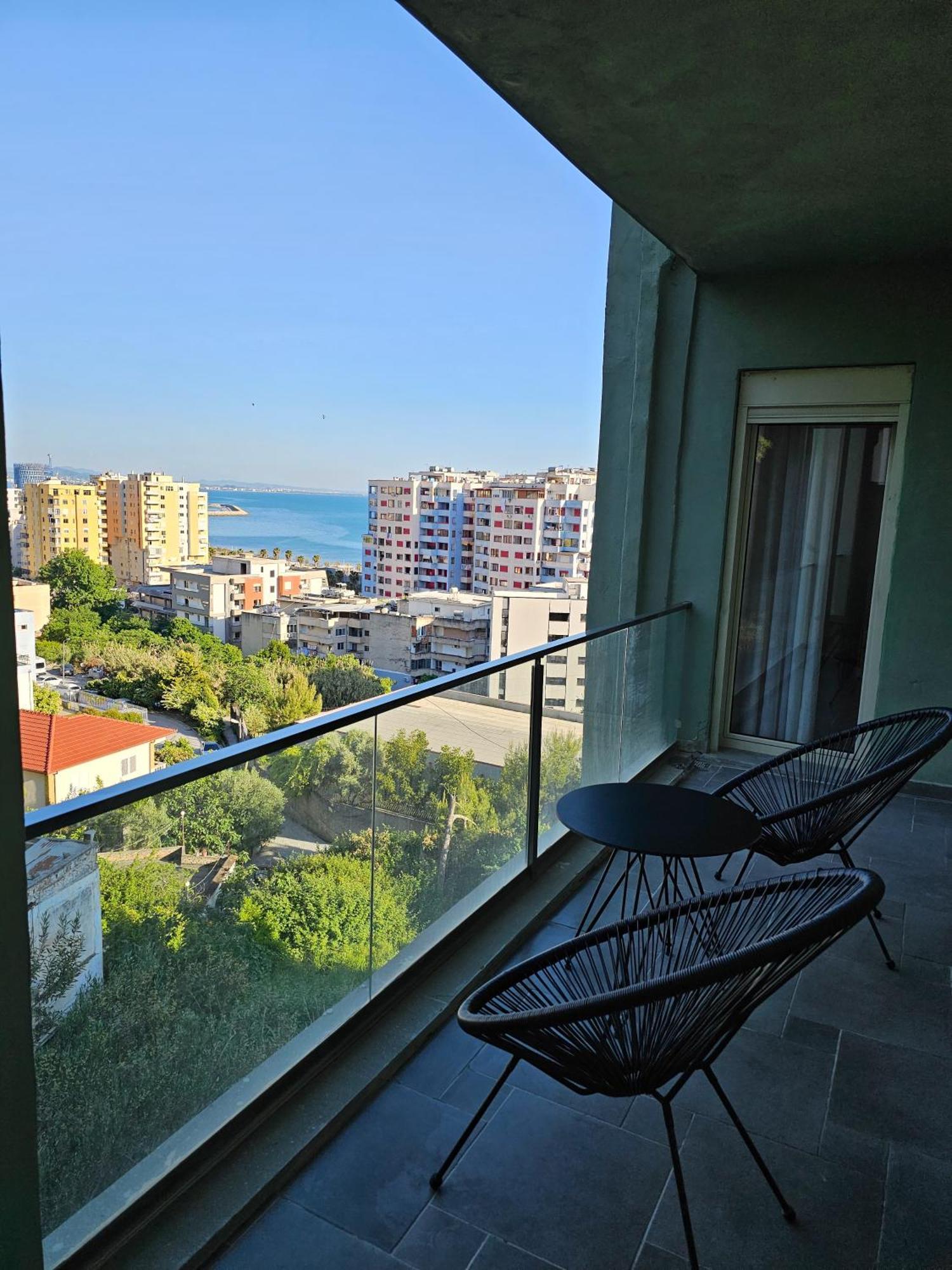 Sea View Apartments Durres Bagian luar foto