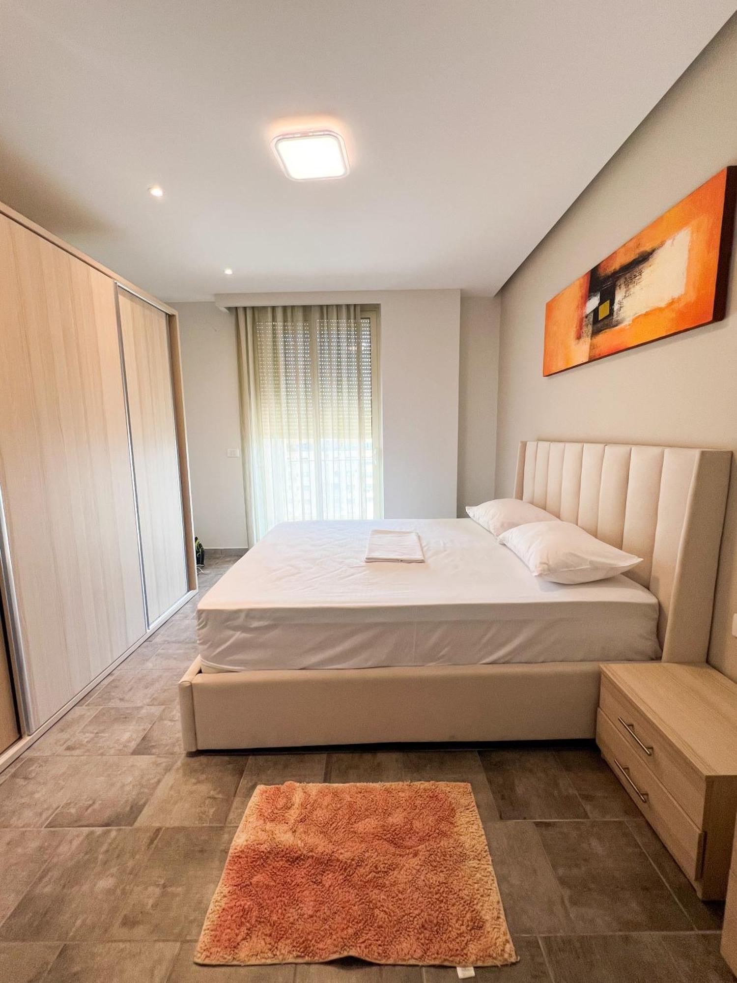 Sea View Apartments Durres Bagian luar foto