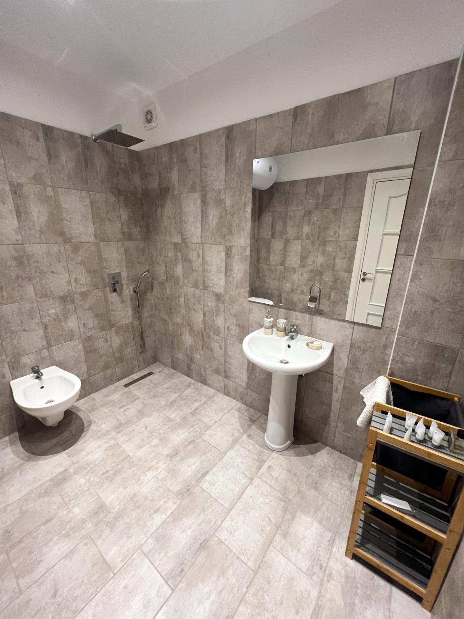 Sea View Apartments Durres Bagian luar foto