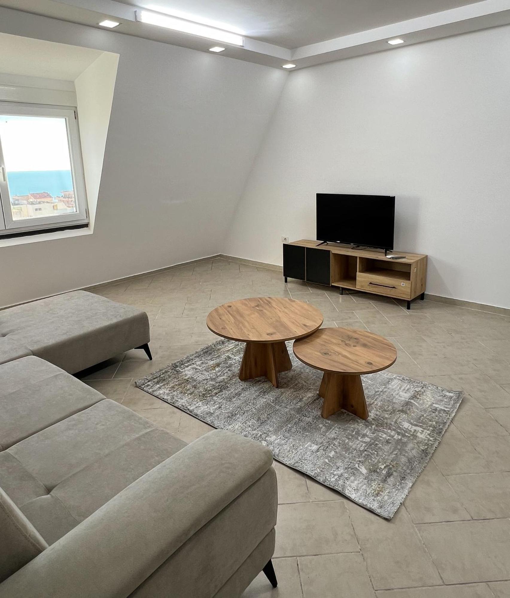 Sea View Apartments Durres Bagian luar foto