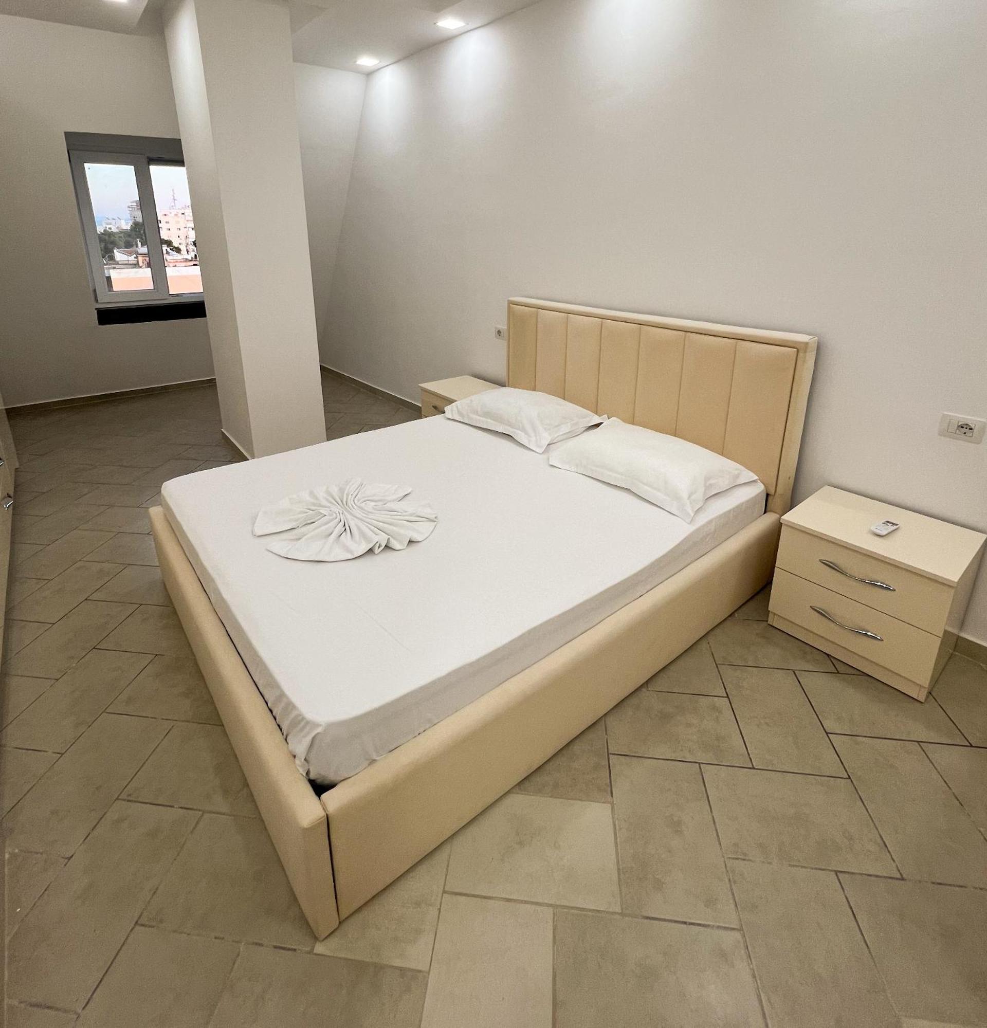 Sea View Apartments Durres Bagian luar foto