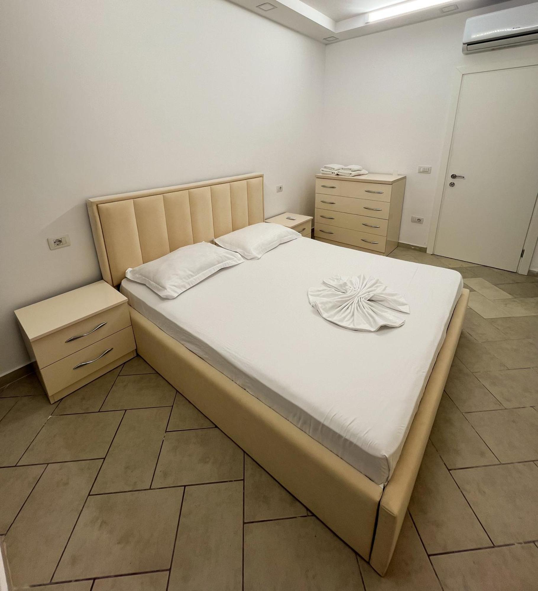 Sea View Apartments Durres Bagian luar foto
