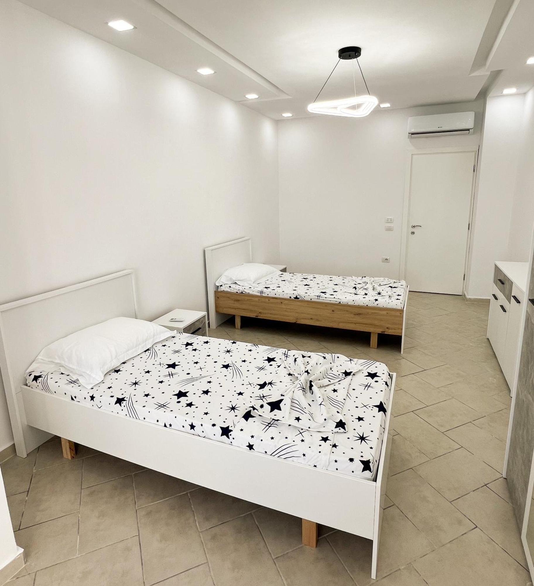 Sea View Apartments Durres Bagian luar foto